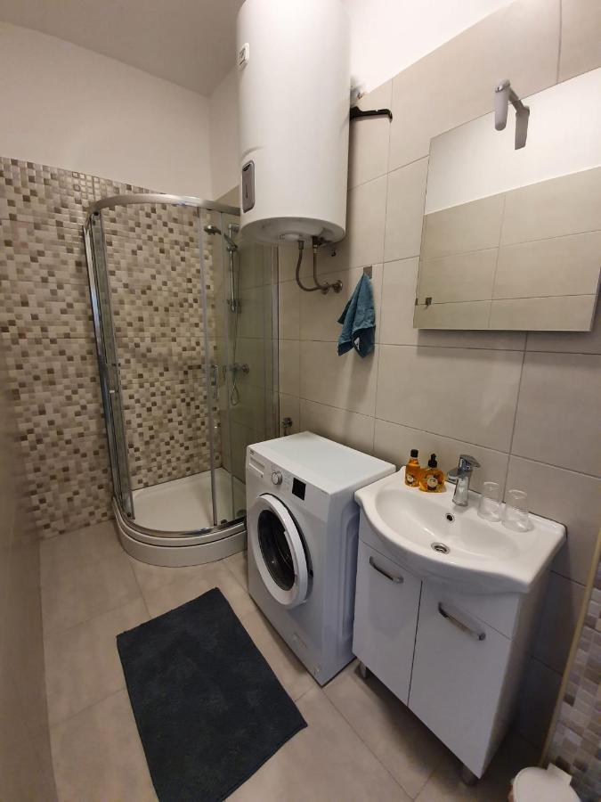 Apartmani Draga 里耶卡 外观 照片